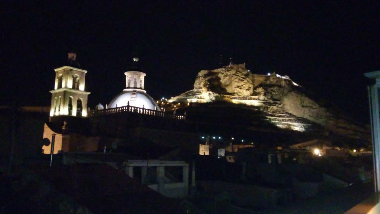 Love Alicante Bagian luar foto